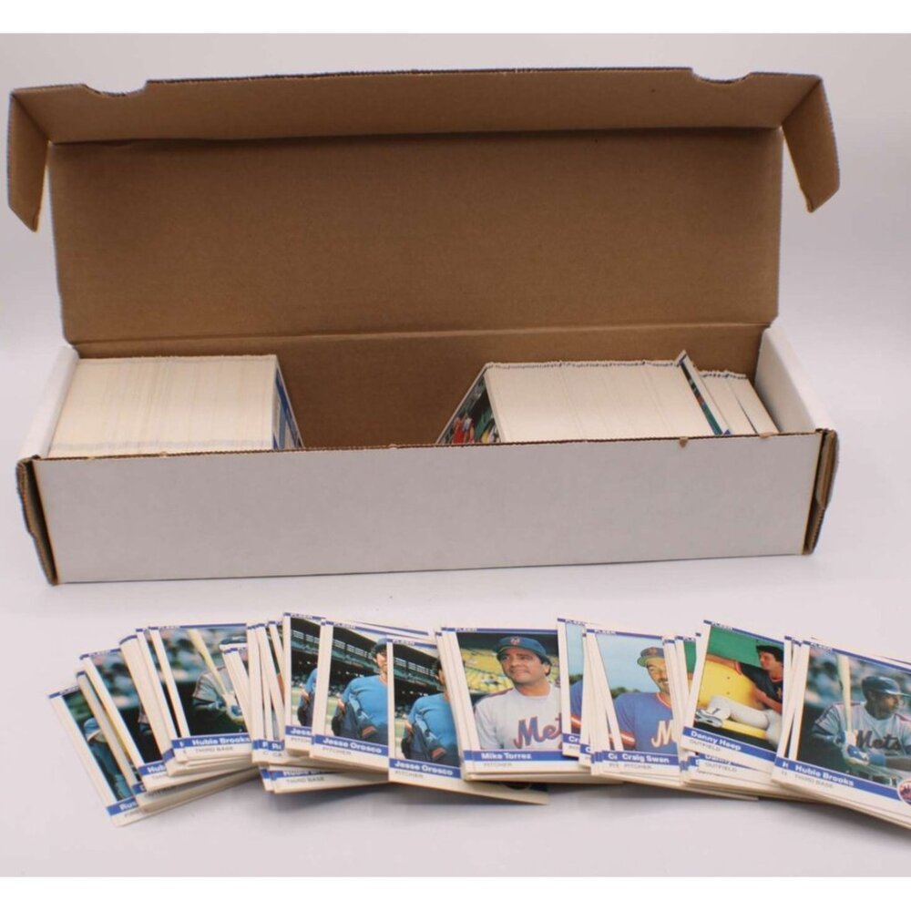 Fleer Baseball Cards 1984 Trading Collectible In Box Sport Team Not Counted